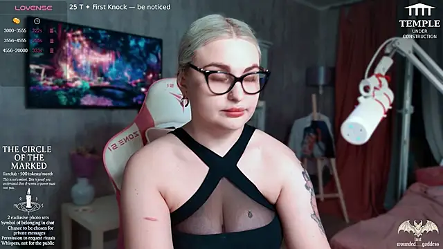 Wounded Goddess  online show from November 12, 5:24 pm