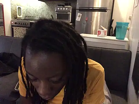 littyleesh1 online show from July 19, 11:52 pm