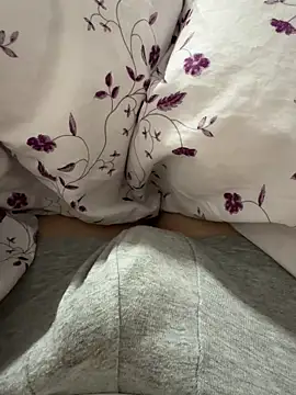 Snapshot of JJ_131 chatting on September 15, 4:40 pm JJ 131 online show from September 15, 4:40 pm