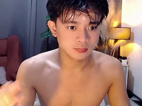 Snapshot of NautyBoyBrazeen_143 chatting on May 3, 10:16 pm NautyBoyBrazeen 143 online show from May 3, 10:16 pm