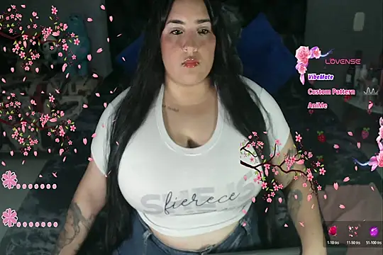 Snapshot of MIIN_JII_1 chatting on April 25, 5:43 am MIIN JII 1 online show from April 25, 5:43 am