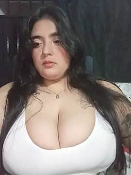 Snapshot of MIIN_JII_1 chatting on June 24, 6:01 am MIIN JII 1 online show from June 24, 6:01 am