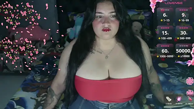 Snapshot of MIIN_JII_1 chatting on August 1, 4:17 pm MIIN JII 1 online show from August 1, 4:17 pm