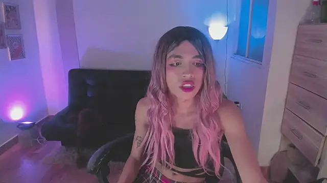 Nikkita Dragon online show from November 29, 2:14 am