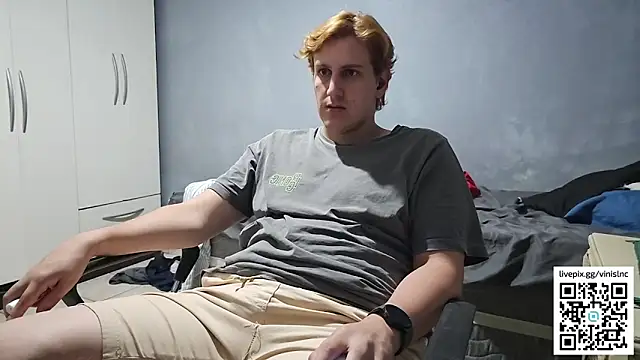 vinialnc online show from September 14, 3:49 am