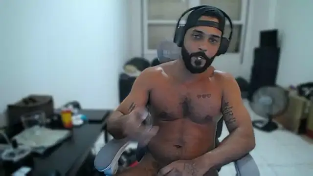 lilwolfbrasil online show from December 13, 9:42 pm