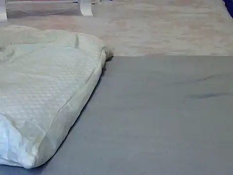 Playroom queen online show from December 18, 11:33 pm