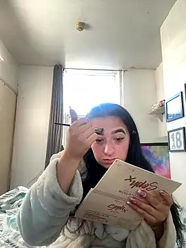 aurora28 online show from January 8, 9:55 am