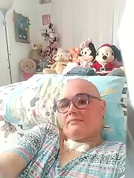 Snapshot of Yarry40 chatting on January 18, 4:22 pm Yarry40 online show from January 18, 4:22 pm