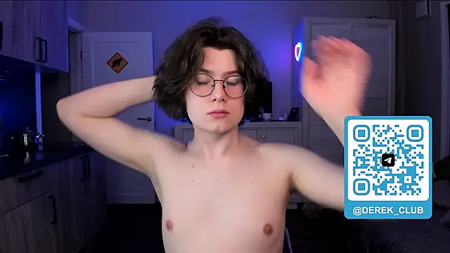 Derek Shameless online show from May 10, 12:16 am