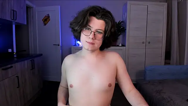 Derek Shameless online show from May 23, 9:08 pm