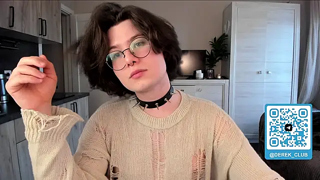 Derek Shameless online show from June 1, 5:25 pm