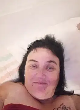 Snapshot of Minou1610 chatting on October 4, 8:18 pm Minou1610 online show from October 4, 8:18 pm