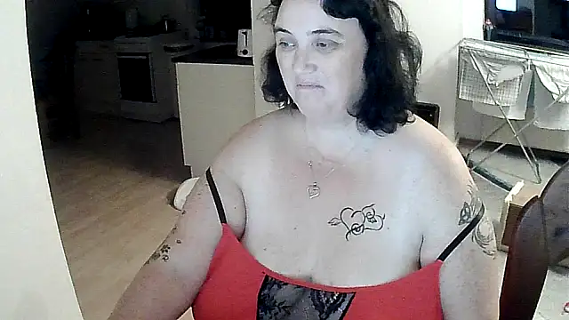 Snapshot of Minou1610 chatting on October 18, 6:52 pm Minou1610 online show from October 18, 6:52 pm