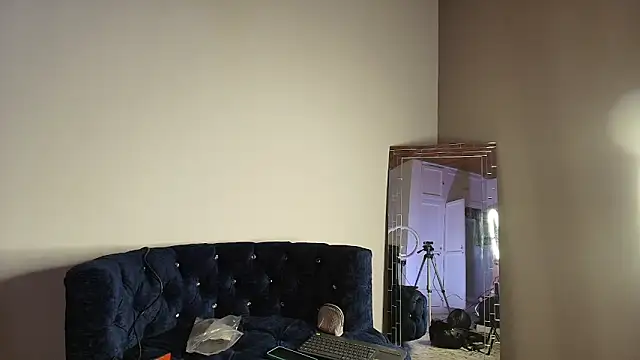 Electra Gosselin online show from November 8, 3:29 am