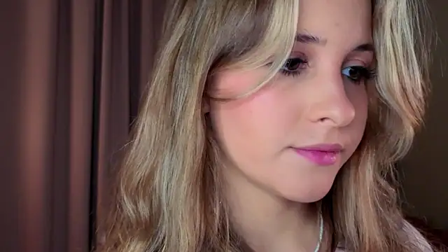 LoveSeekins online show from April 15, 7:10 pm