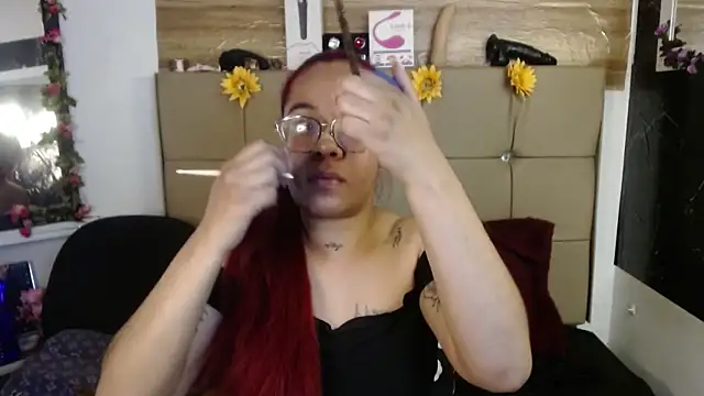 MIA  SPENCER online show from March 31, 8:20 pm