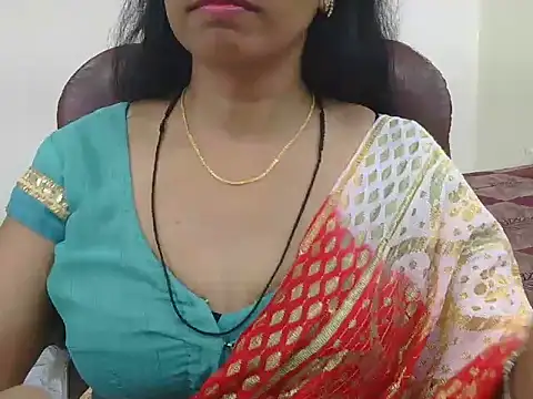 Snapshot of MISS_SOMIYA chatting on July 8, 10:09 am MISS SOMIYA online show from July 8, 10:09 am