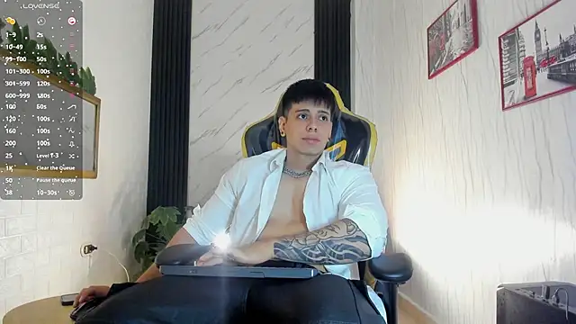 xKevyn online show from October 26, 12:33 pm