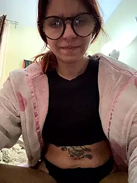 Snapshot of Brutecia2002 chatting on January 11, 10:20 am Brutecia2002 online show from January 11, 10:20 am