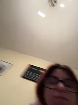 Snapshot of Brutecia2002 chatting on January 15, 11:59 am Brutecia2002 online show from January 15, 11:59 am