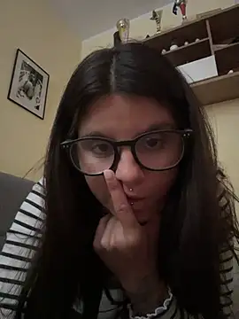 Brutecia2002 online show from March 30, 9:43 am