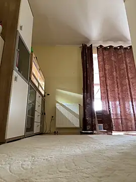 Brutecia2002 online show from April 10, 9:47 am