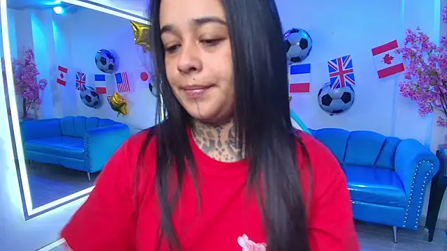 Snapshot of Black_roseee chatting on July 5, 3:56 am Black roseee online show from July 5, 3:56 am