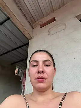 Snapshot of Dakota_Evanns chatting on July 25, 10:18 pm Dakota Evanns online show from July 25, 10:18 pm