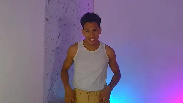 lorian vikel online show from March 11, 1:55 am