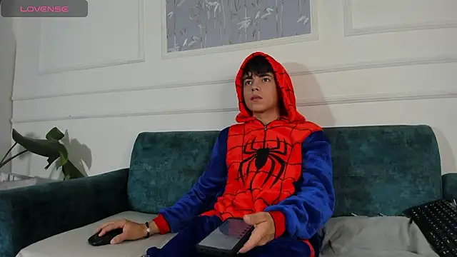 Snapshot of Andree_Kamado chatting on September 29, 12:10 pm Andree Kamado online show from September 29, 12:10 pm