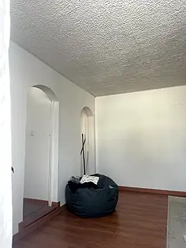 MelanyBabeee2 online show from January 8, 9:17 pm