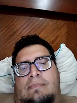 Santiagoqro85 online show from November 3, 6:53 pm