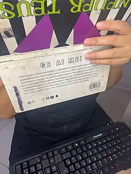 rhizanthella  online show from March 5, 9:22 pm