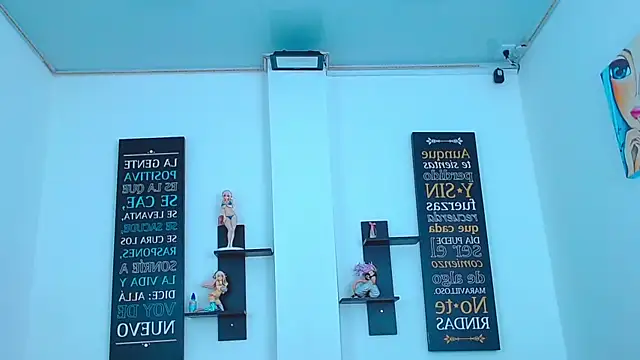 CHLOE THUNDERS online show from February 25, 1:48 am