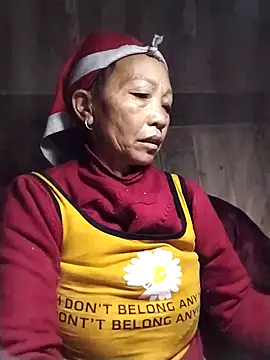 -Xuka-200 online show from February 3, 11:32 pm