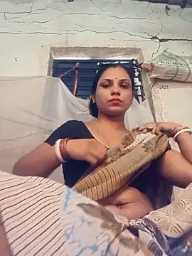 Snapshot of Notyriya7 chatting on May 5, 3:03 am Notyriya7 online show from May 5, 3:03 am