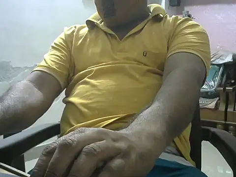 Famit025 online show from December 17, 6:58 pm