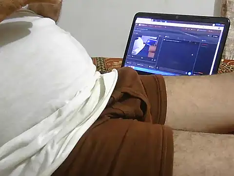 Famit025 online show from July 10, 6:43 pm
