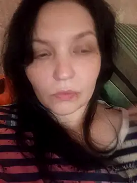 Snapshot of Breezy_88 chatting on November 12, 10:30 pm Breezy 88 online show from November 12, 10:30 pm