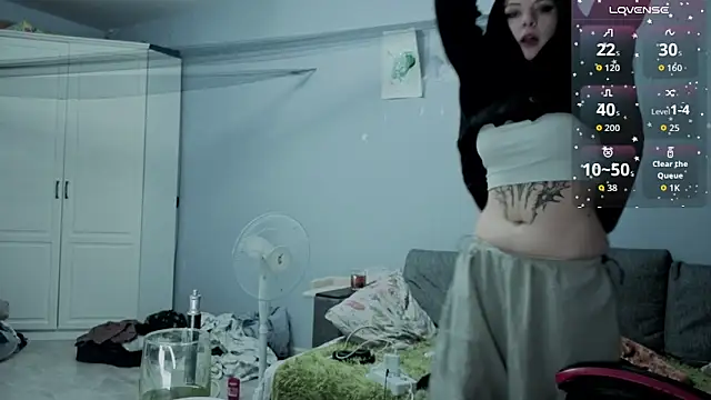 Alice Zev online show from September 28, 4:34 pm