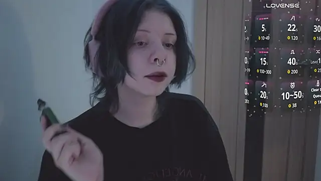 Snapshot of Alice_Zev chatting on July 30, 11:26 pm Alice Zev online show from July 30, 11:26 pm