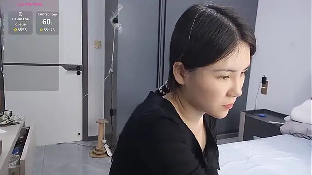 luckckcj online show from October 18, 1:30 am