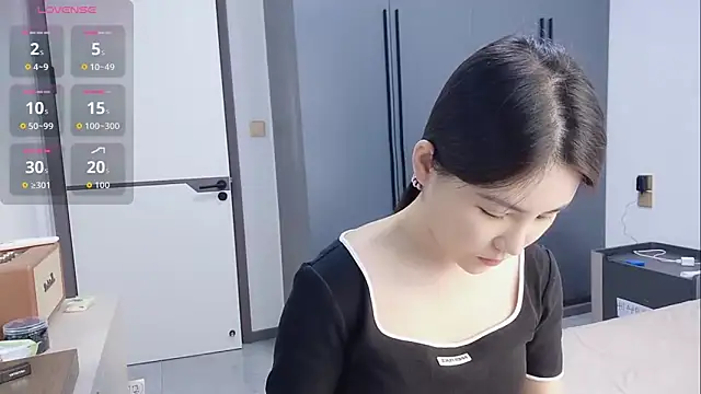 luckckcj online show from December 14, 6:30 am