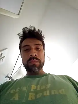 Snapshot of Mac50rus chatting on September 13, 9:14 pm Mac50rus online show from September 13, 9:14 pm