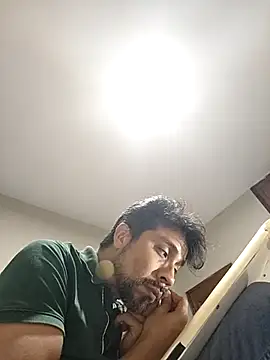 Snapshot of Mac50rus chatting on October 11, 8:02 am Mac50rus online show from October 11, 8:02 am