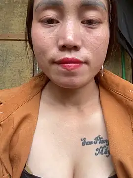 chipp-bong online show from April 2, 4:10 am