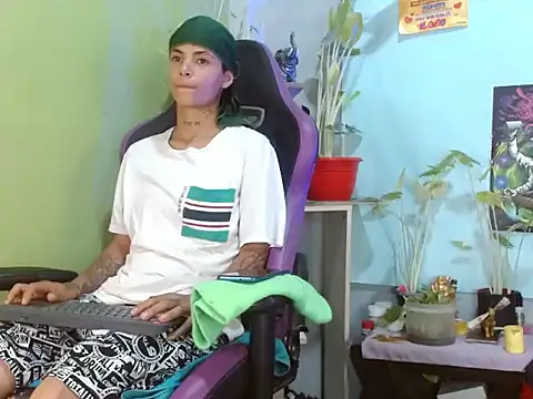 Snapshot of Dorland777 chatting on October 11, 11:31 am Dorland777 online show from October 11, 11:31 am