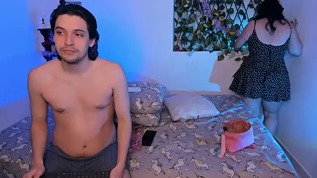kylietimothee online show from July 10, 9:28 pm