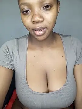 MilfBoobsxx online show from March 19, 4:44 pm